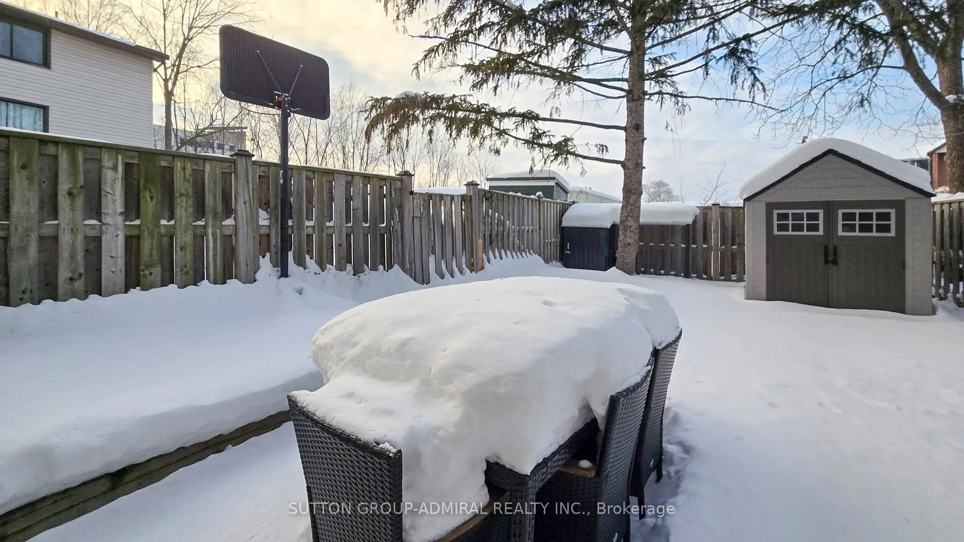 Photo 34 of Unit 8, 64 Bronte Street S, Milton, Old Milton — HOMEH