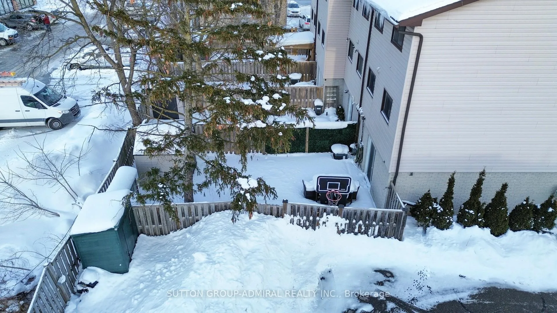 Photo 36 of Unit 8, 64 Bronte Street S, Milton, Old Milton — HOMEH
