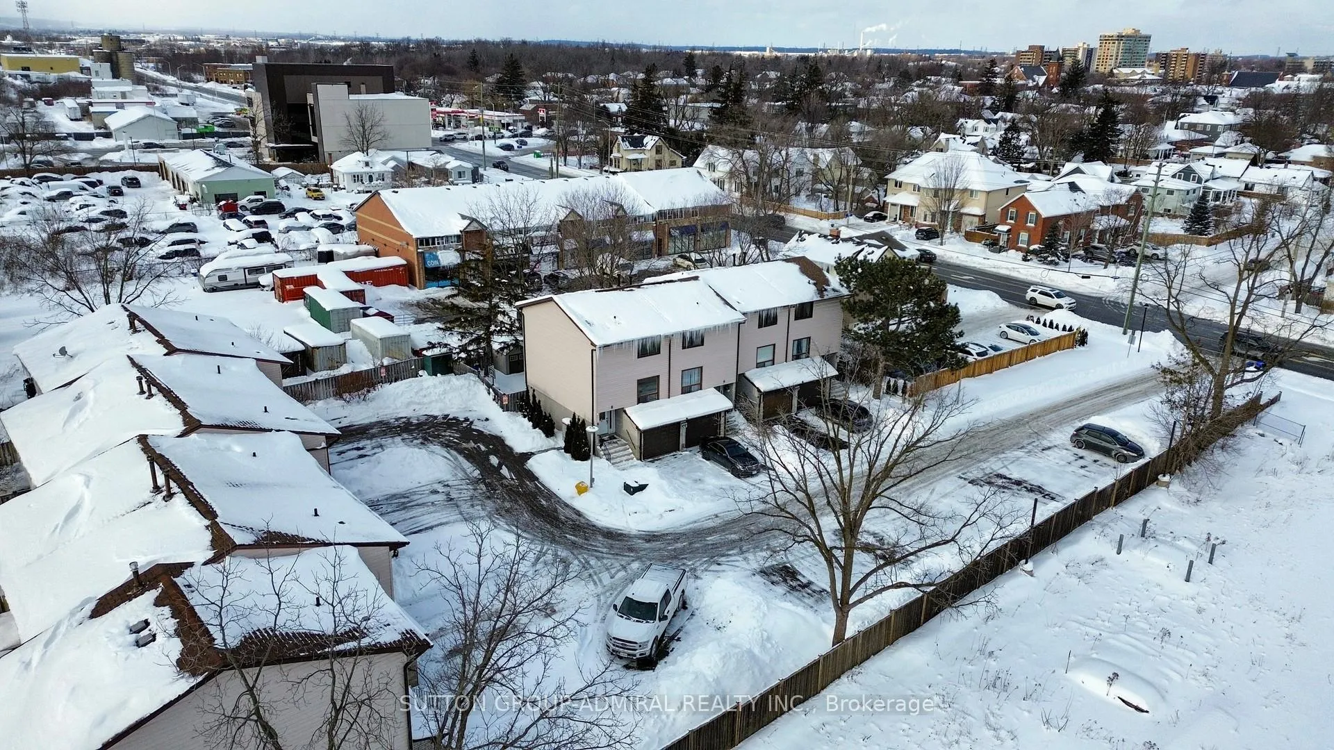 Photo 37 of Unit 8, 64 Bronte Street S, Milton, Old Milton — HOMEH
