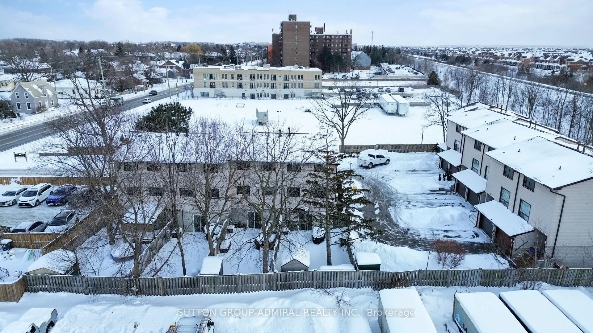 Photo 40 of Unit 8, 64 Bronte Street S, Milton, Old Milton — HOMEH