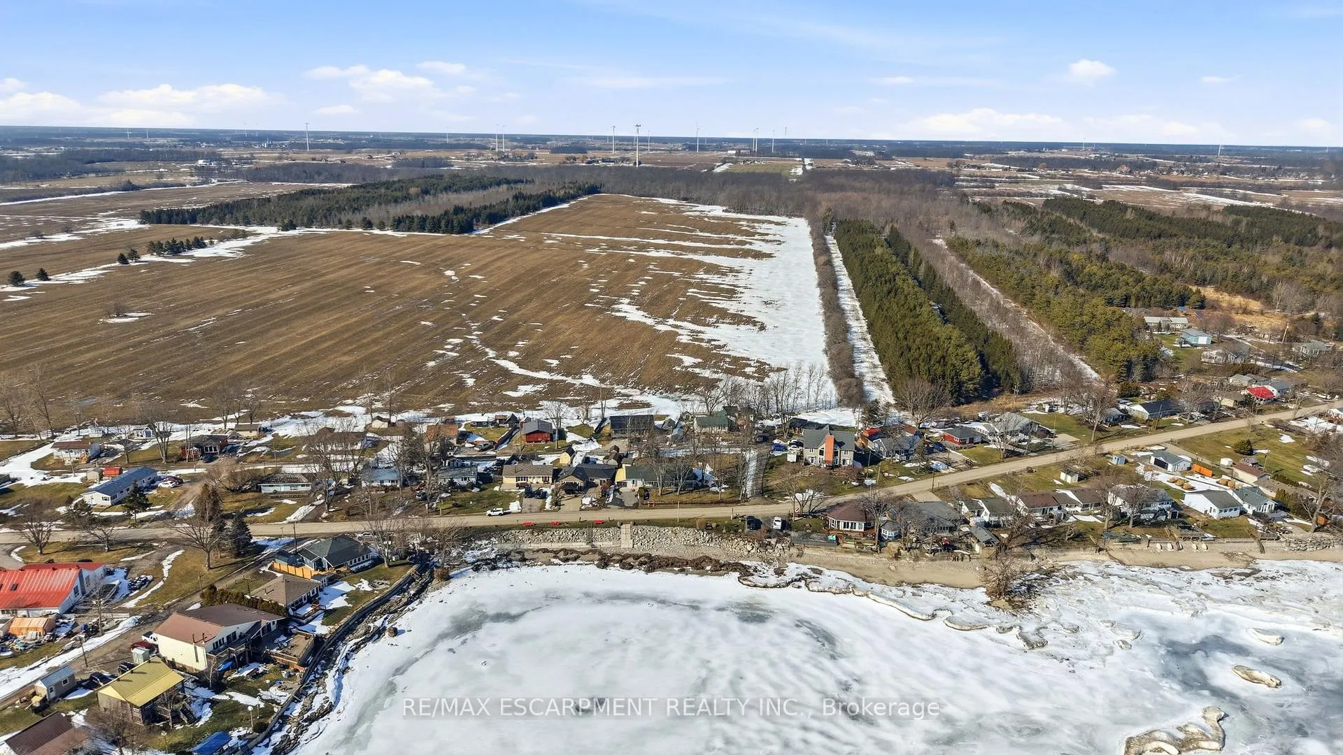 Photo 38 of 153 Blue Water Parkway, Haldimand — HOMEH