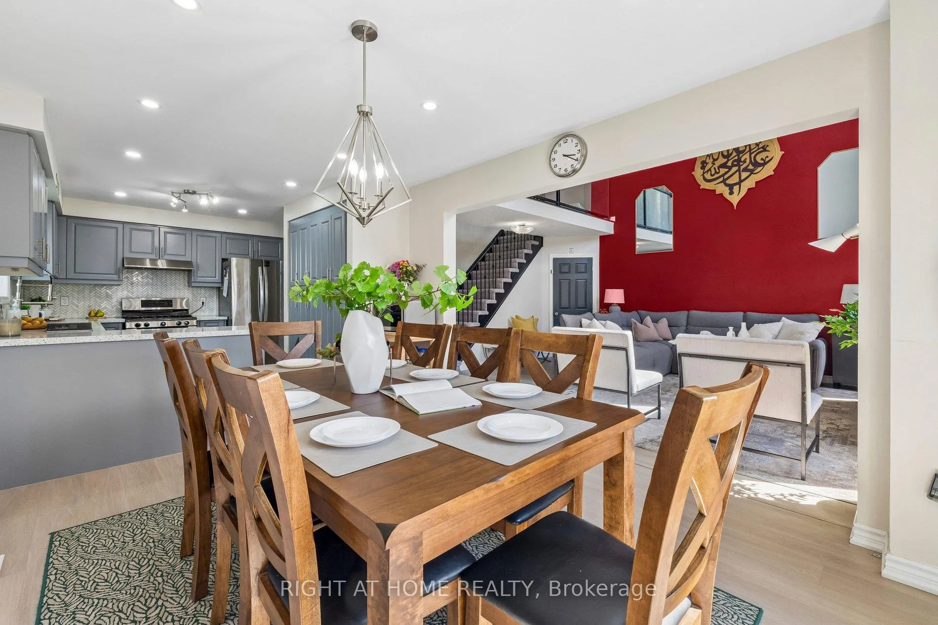 Photo 12 of 640 Ormond Drive, Oshawa, Samac — HOMEH