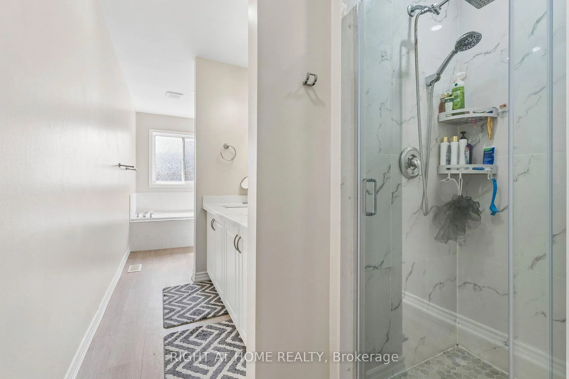 Photo 22 of 640 Ormond Drive, Oshawa, Samac — HOMEH