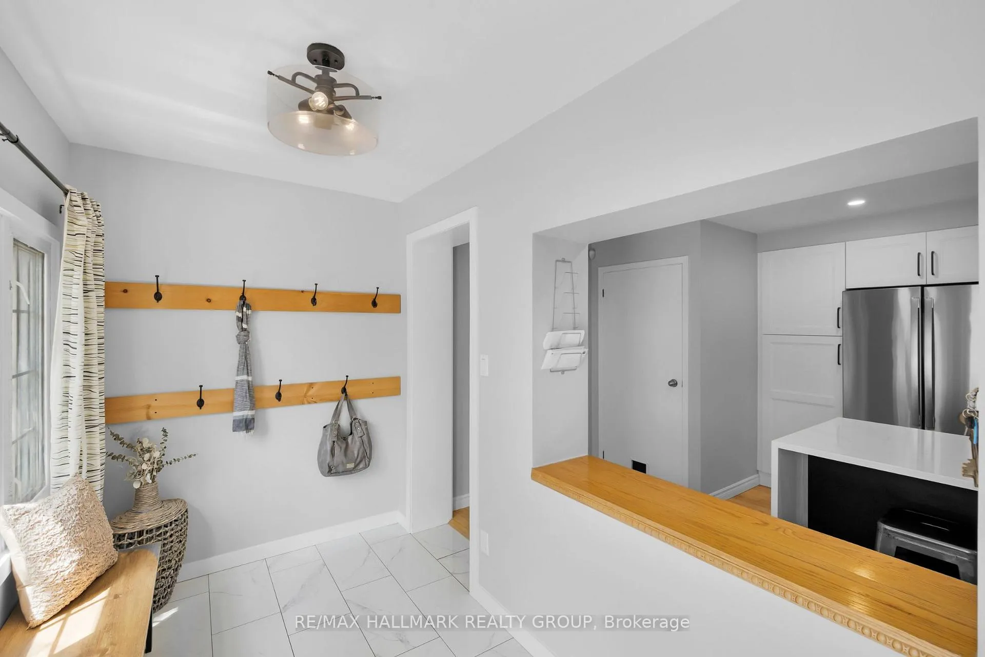 Photo 21 of 218 Carruthers Avenue, Ottawa, Hintonburg — HOMEH
