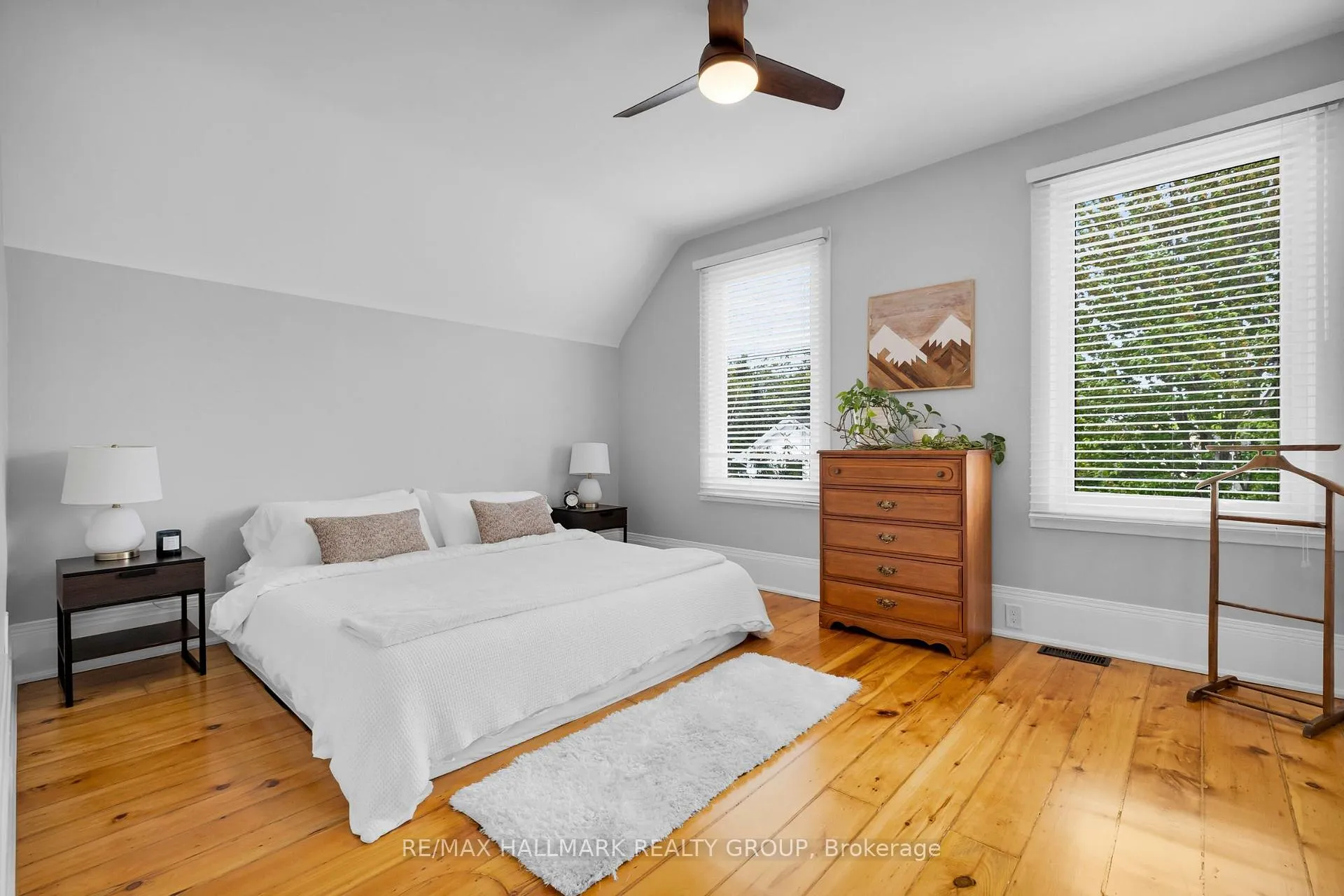 Photo 29 of 218 Carruthers Avenue, Ottawa, Hintonburg — HOMEH