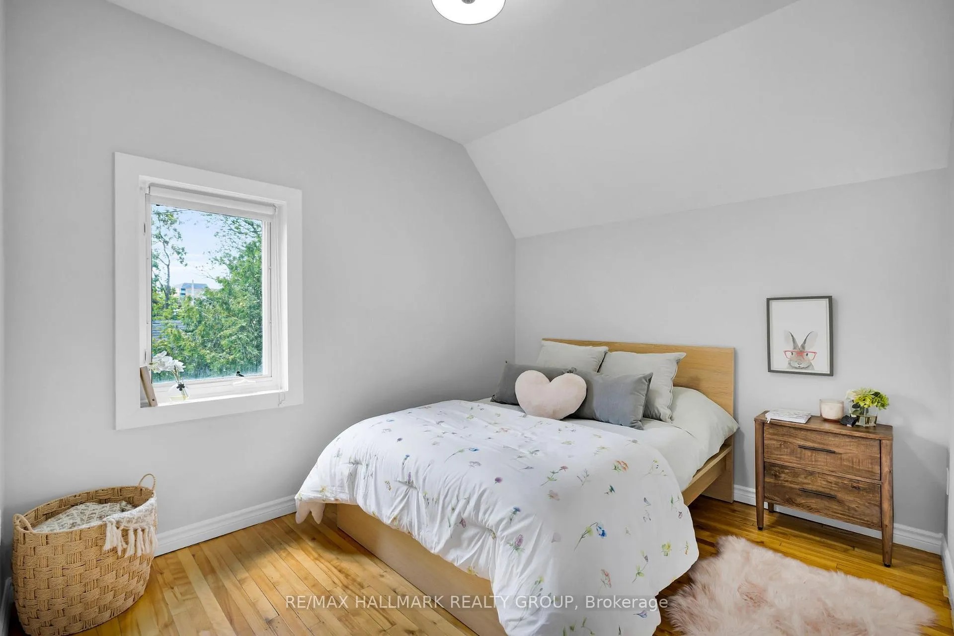 Photo 34 of 218 Carruthers Avenue, Ottawa, Hintonburg — HOMEH