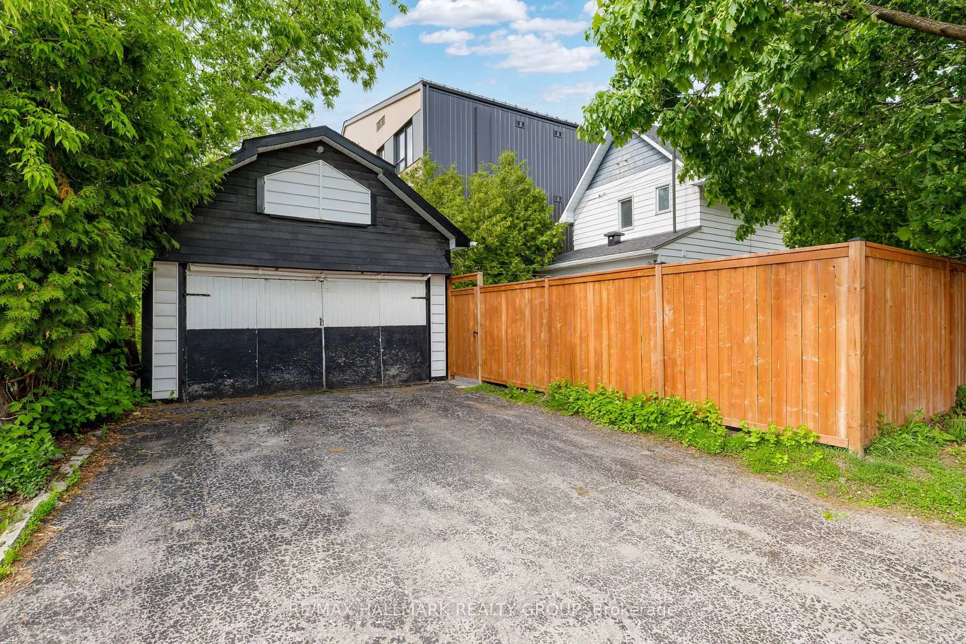 Photo 45 of 218 Carruthers Avenue, Ottawa, Hintonburg — HOMEH