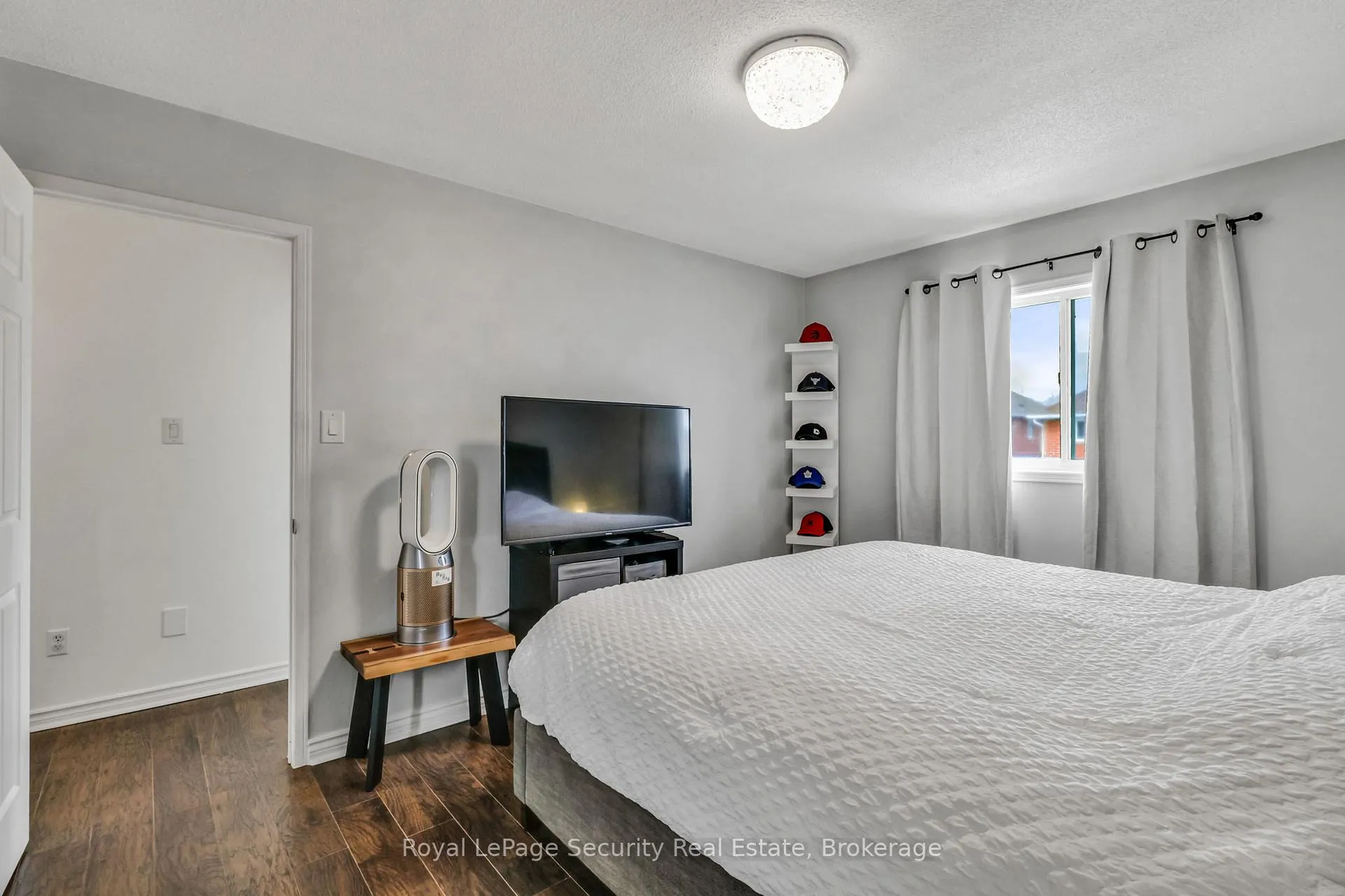 Photo 26 of 1280 Forest Street, Innisfil, Alcona — HOMEH