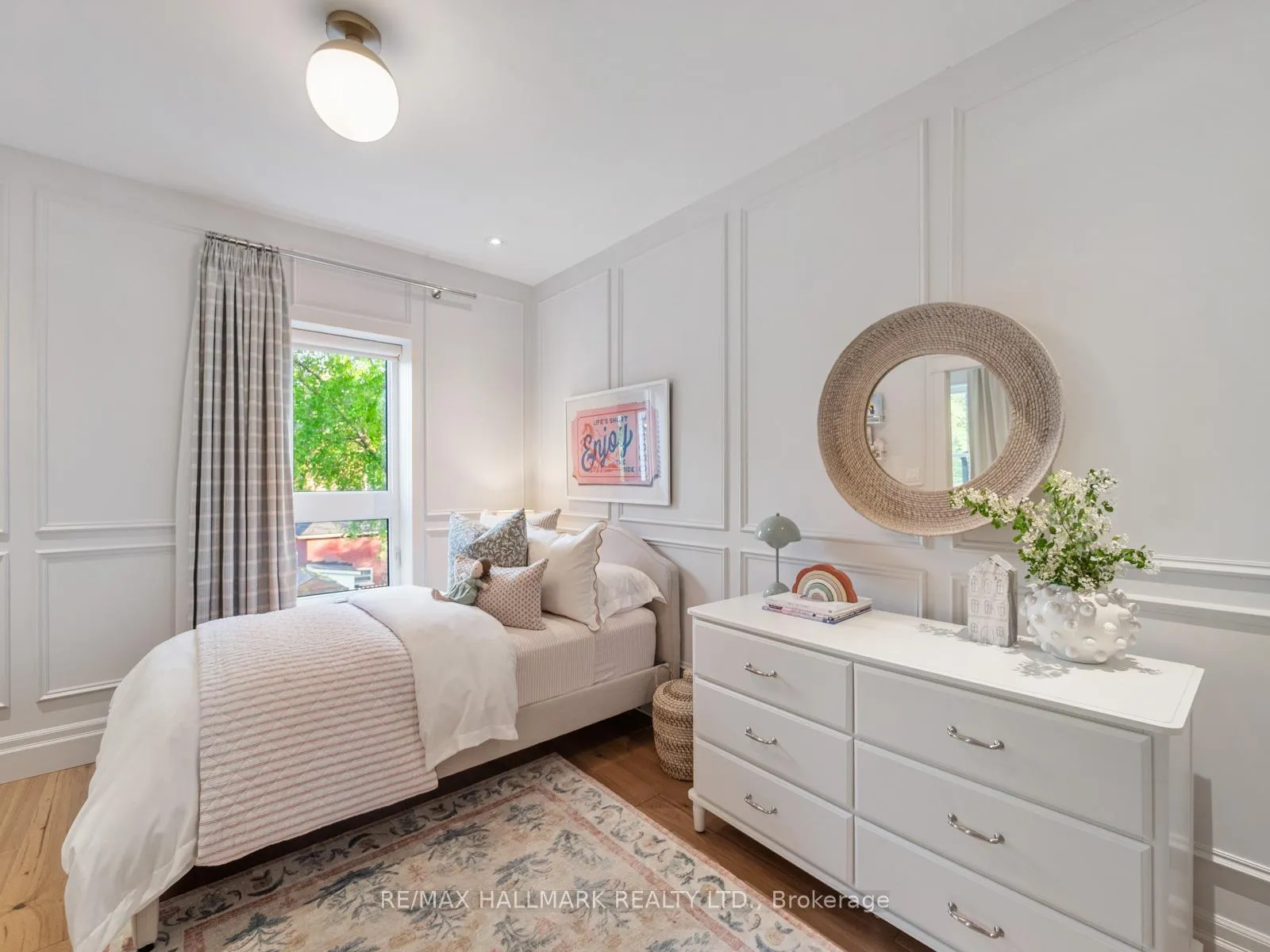 Photo 21 of 47 Langley Avenue, Toronto, North Riverdale — HOMEH