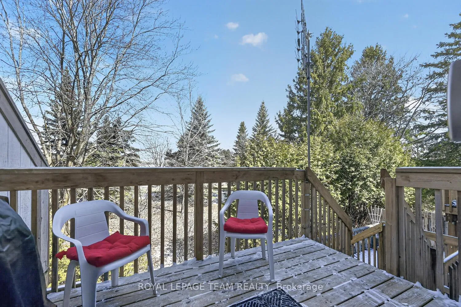 Photo 15 of 2521 Flannery Drive, Ottawa, Mooneys Bay/Riverside Park — HOMEH
