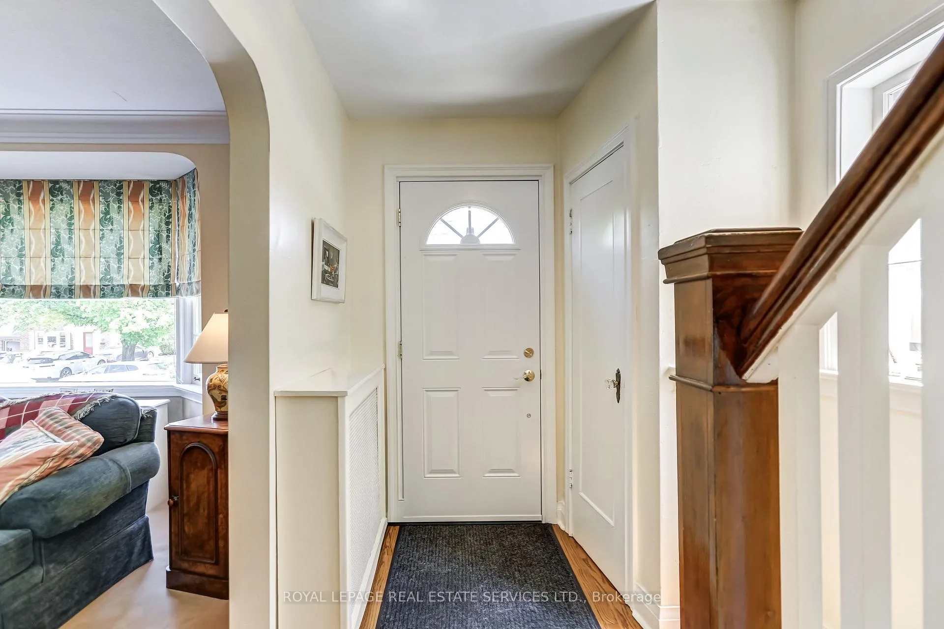 Photo 3 of 24 Tanager Avenue, Toronto, Leaside — HOMEH