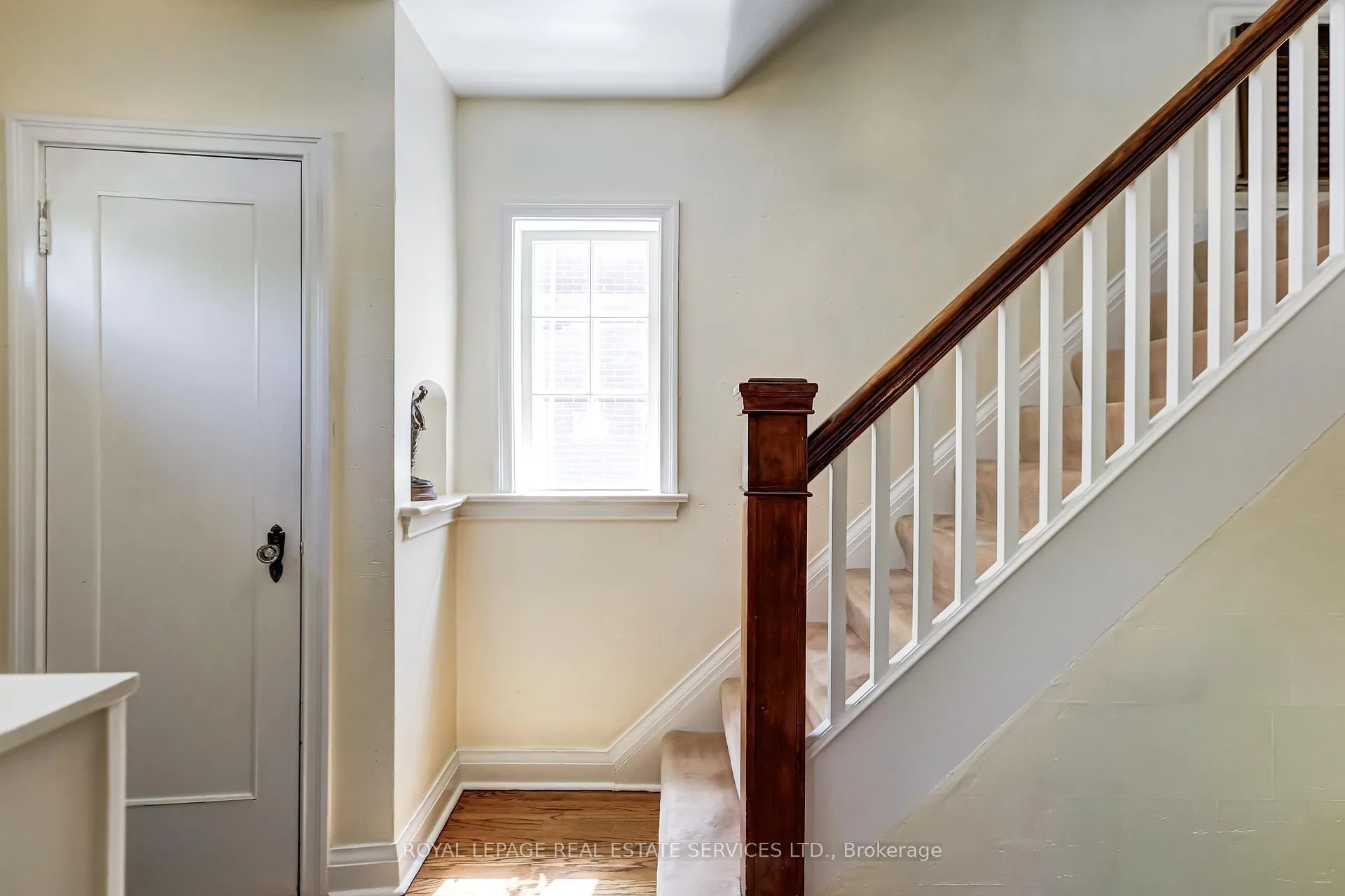 Photo 13 of 24 Tanager Avenue, Toronto, Leaside — HOMEH