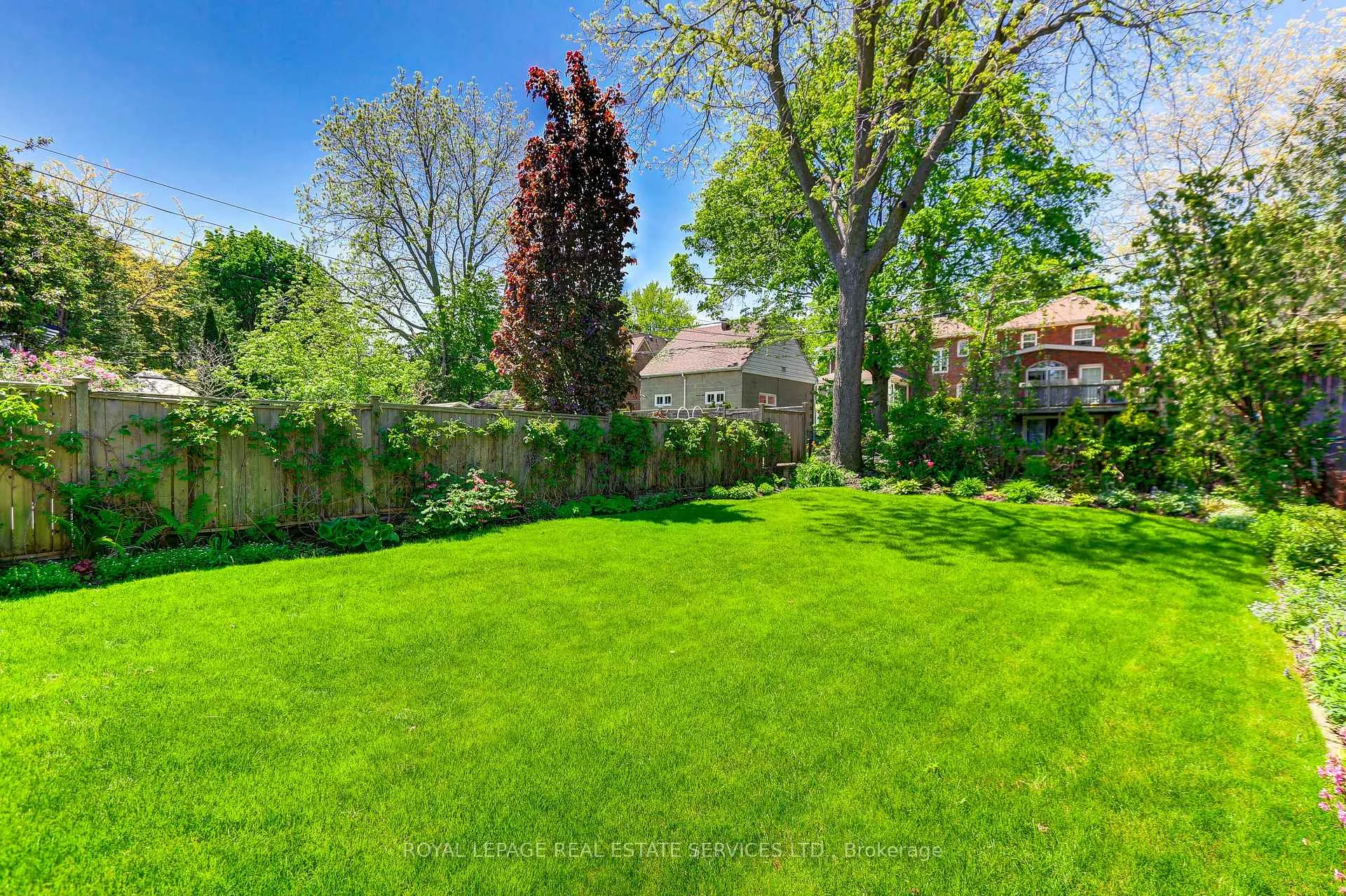 Photo 20 of 24 Tanager Avenue, Toronto, Leaside — HOMEH
