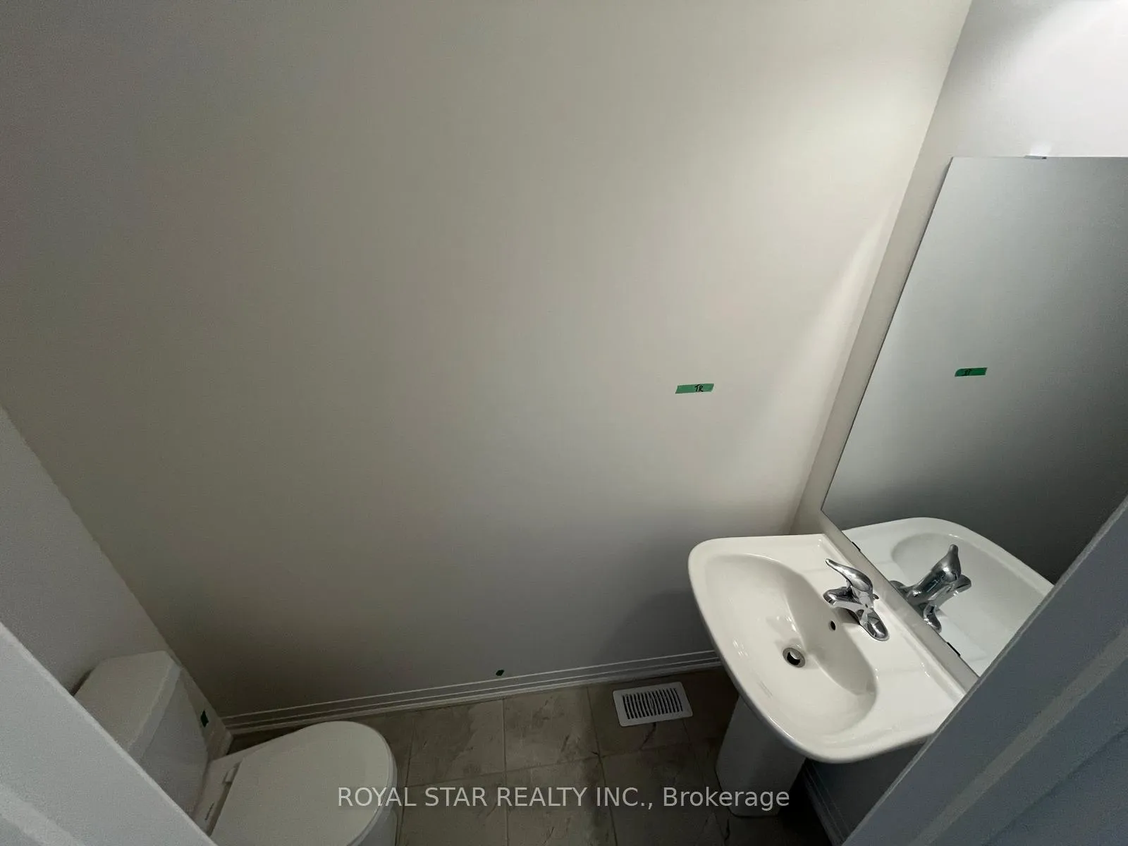 Photo 7 of Unit 21, 474 Provident Way, Hamilton, Mount Hope — HOMEH
