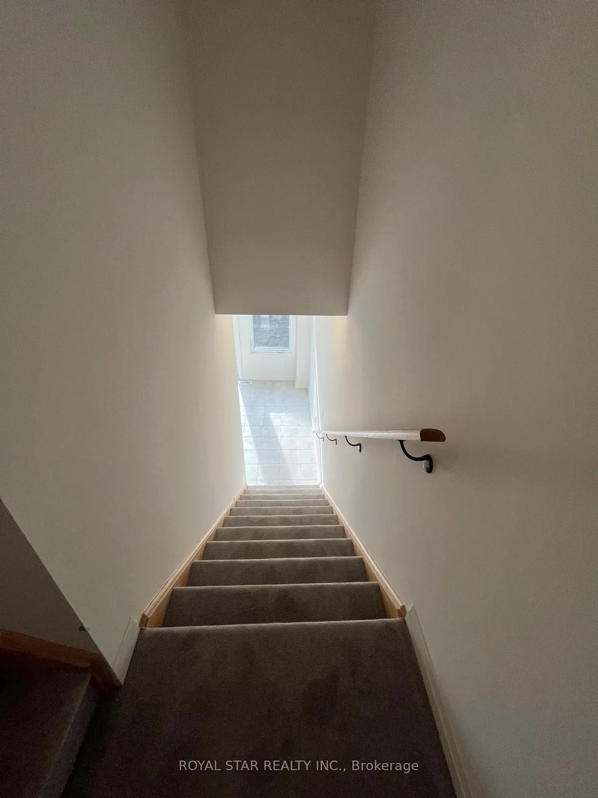 Photo 8 of Unit 21, 474 Provident Way, Hamilton, Mount Hope — HOMEH