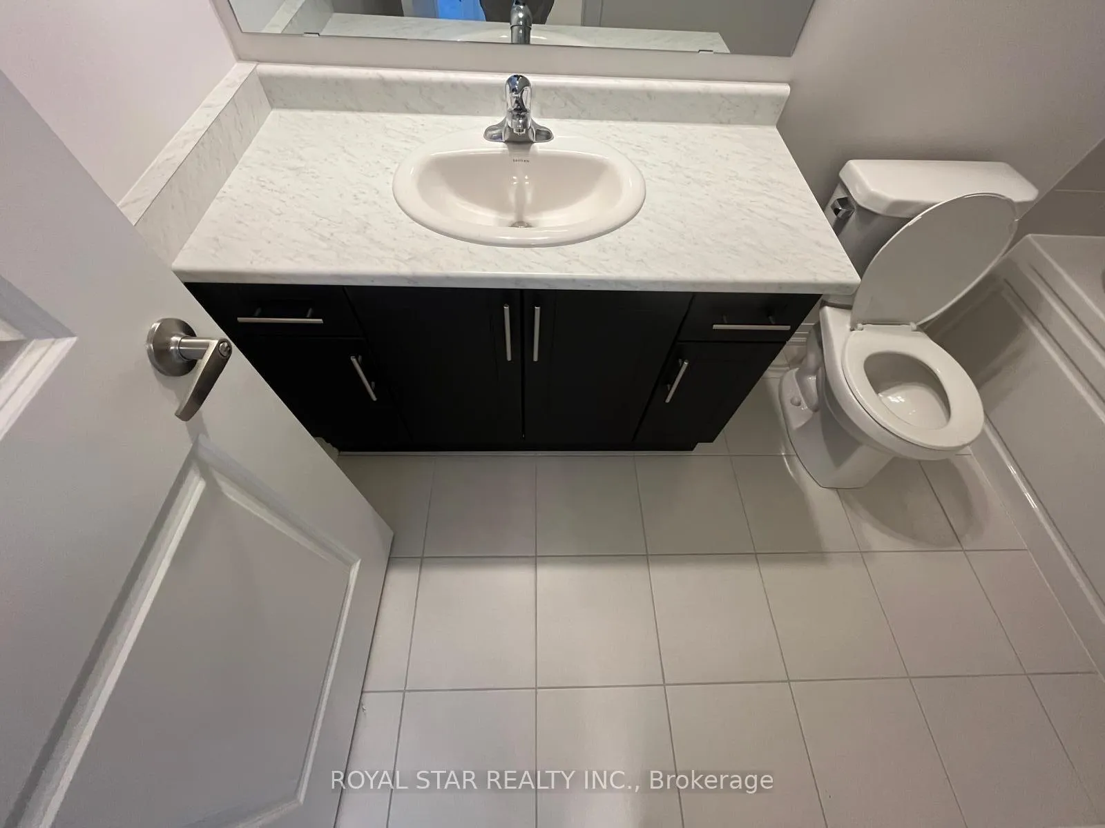 Photo 11 of Unit 21, 474 Provident Way, Hamilton, Mount Hope — HOMEH