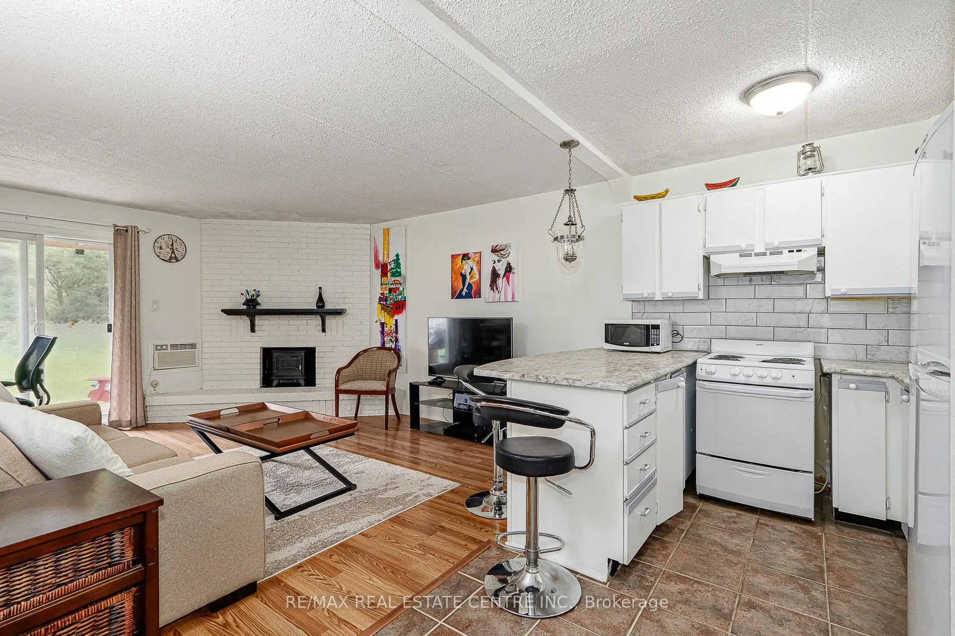 Photo 11 of Unit 19, 209472 Highway 26, Blue Mountains — HOMEH