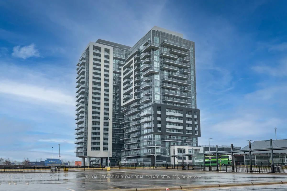 Front of Unit 1405, 2093 Fairview Street
