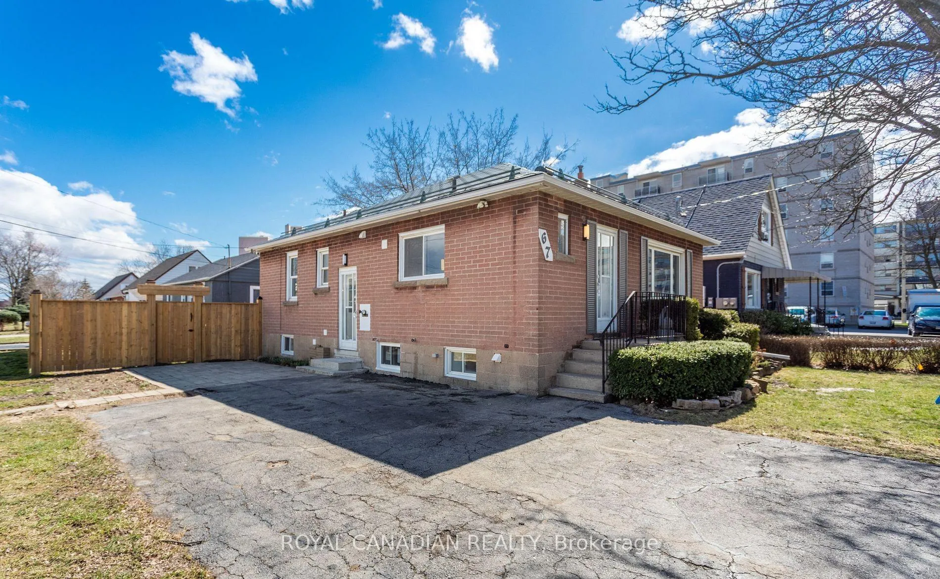 Photo 2 of Unit Main, 67 Seven Oaks Drive, Hamilton, Hill Park — HOMEH