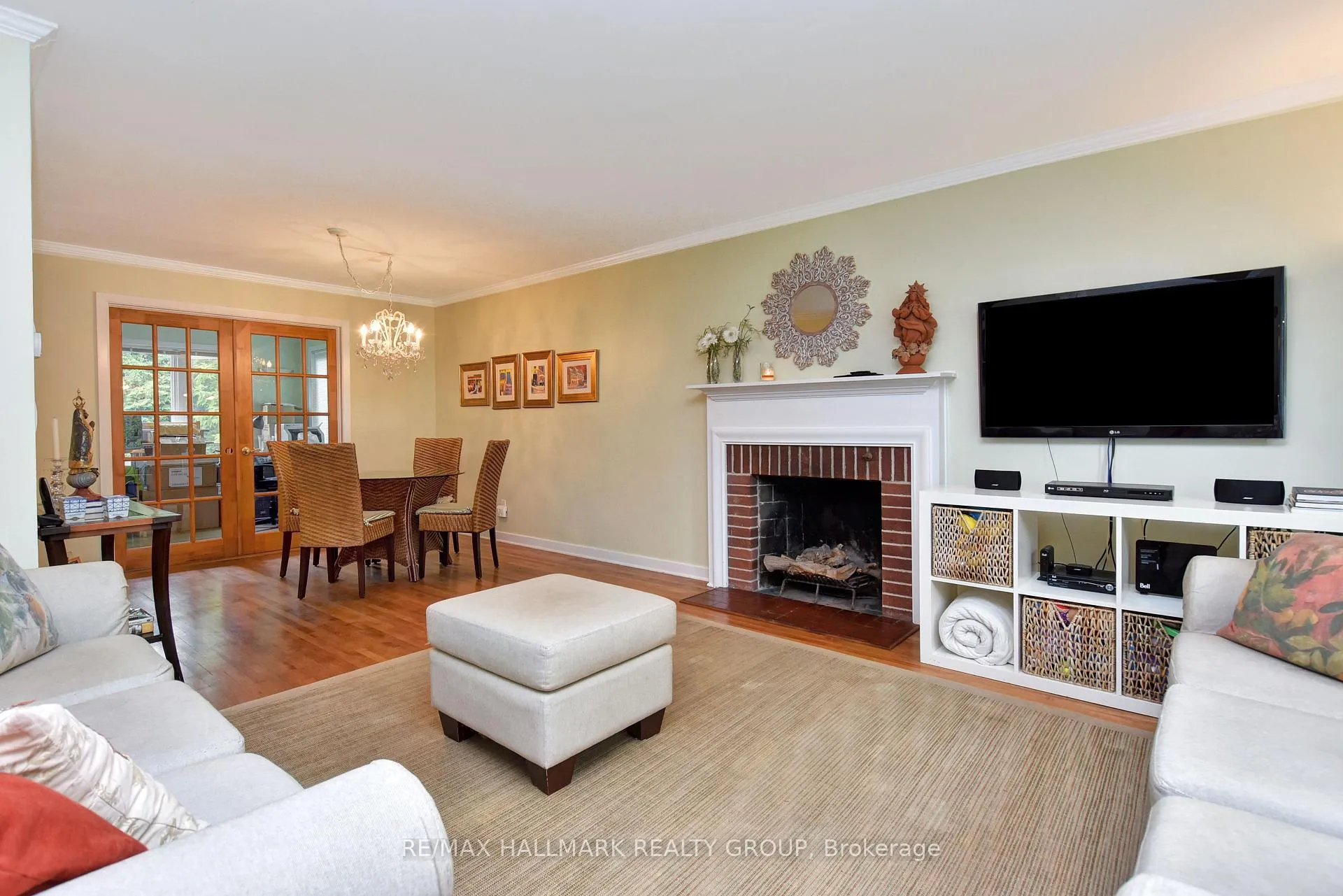 Photo 6 of 32 Arundel Avenue, Ottawa, Manor Park — HOMEH