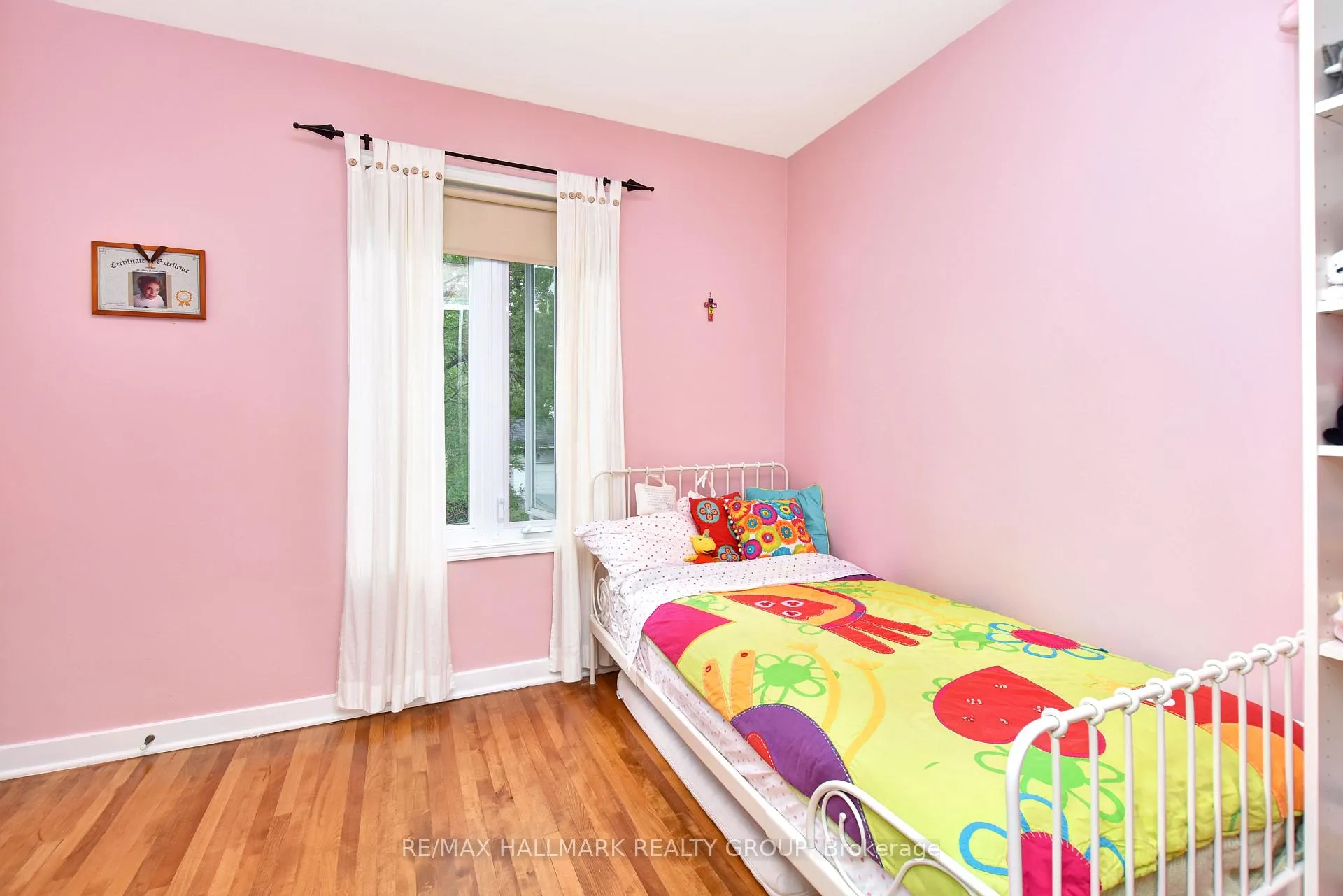 Photo 19 of 32 Arundel Avenue, Ottawa, Manor Park — HOMEH