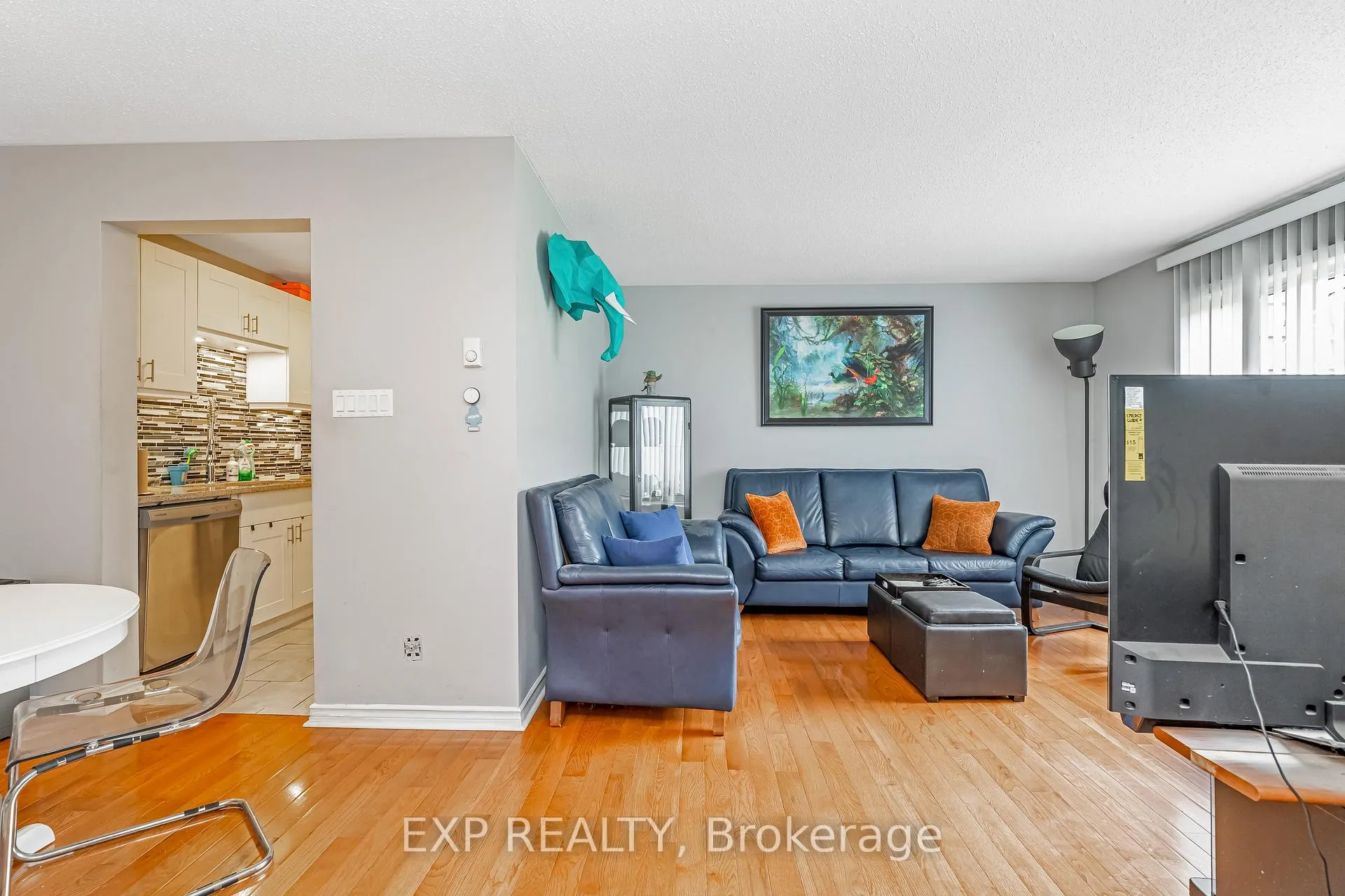 Photo 3 of Unit 12, 2610 Draper Avenue, Ottawa, Redwood Park — HOMEH