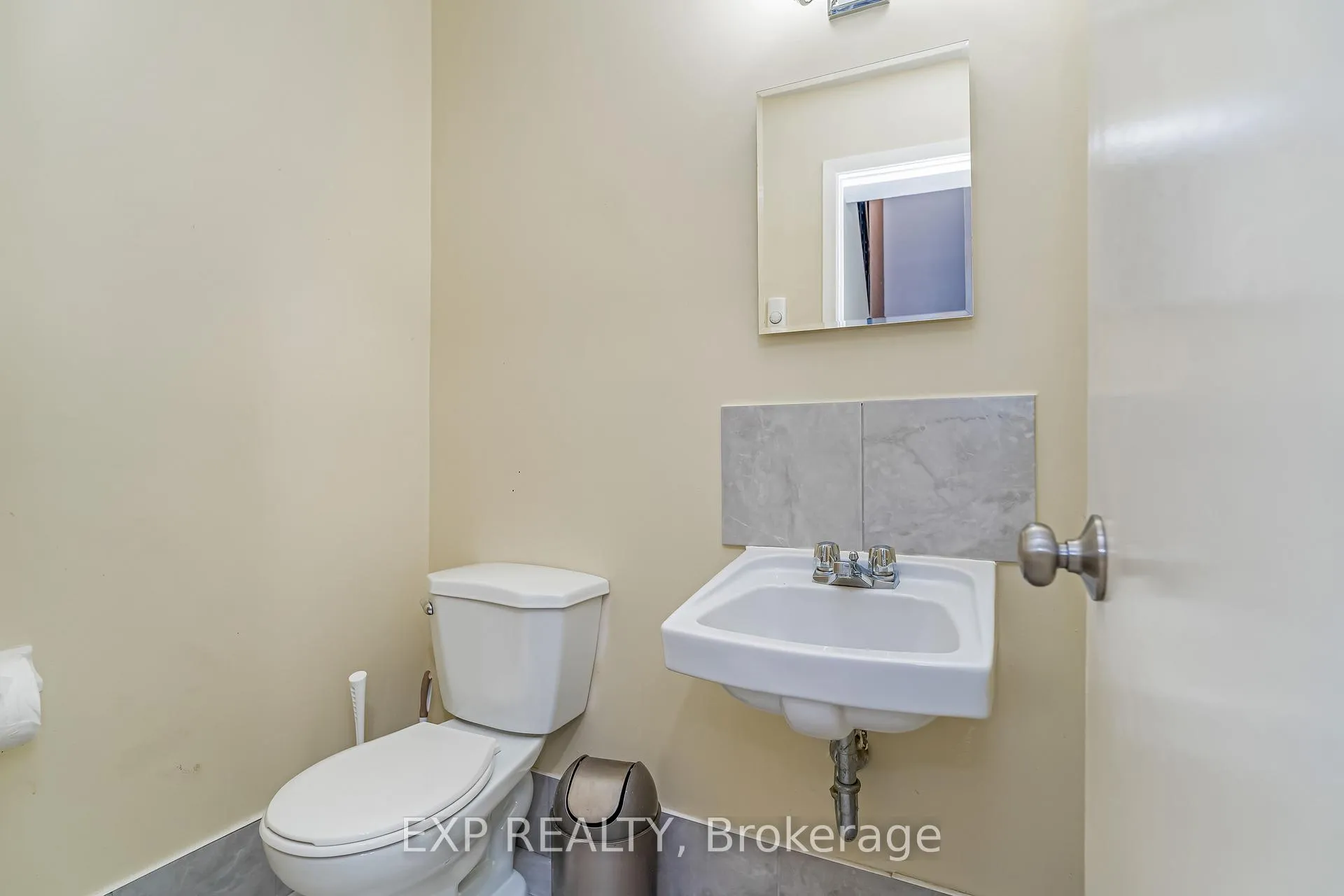 Photo 17 of Unit 12, 2610 Draper Avenue, Ottawa, Redwood Park — HOMEH