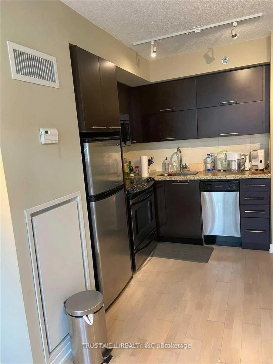 Photo 1 of Unit 519, 21 Nelson Street, Toronto, Waterfront Communities — HOMEH