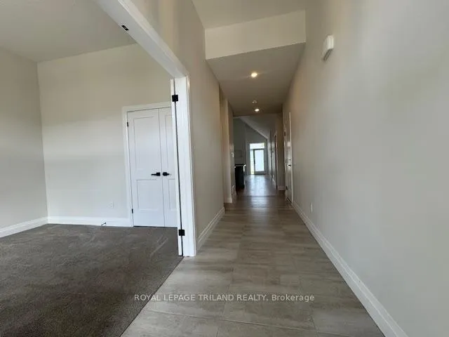 Photo 3 of Unit 49, 63 Compass Trail, Central Elgin, Rural Central Elgin — HOMEH