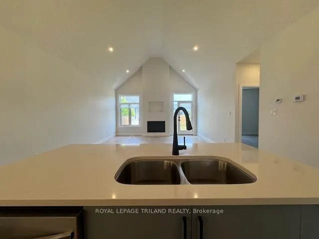 Photo 10 of Unit 49, 63 Compass Trail, Central Elgin, Rural Central Elgin — HOMEH