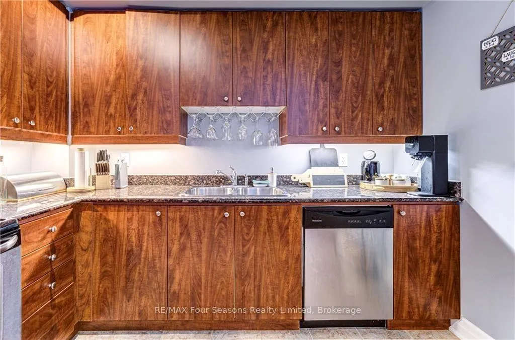 Photo 15 of Unit 309, 1 Shipyard Lane, Collingwood — HOMEH