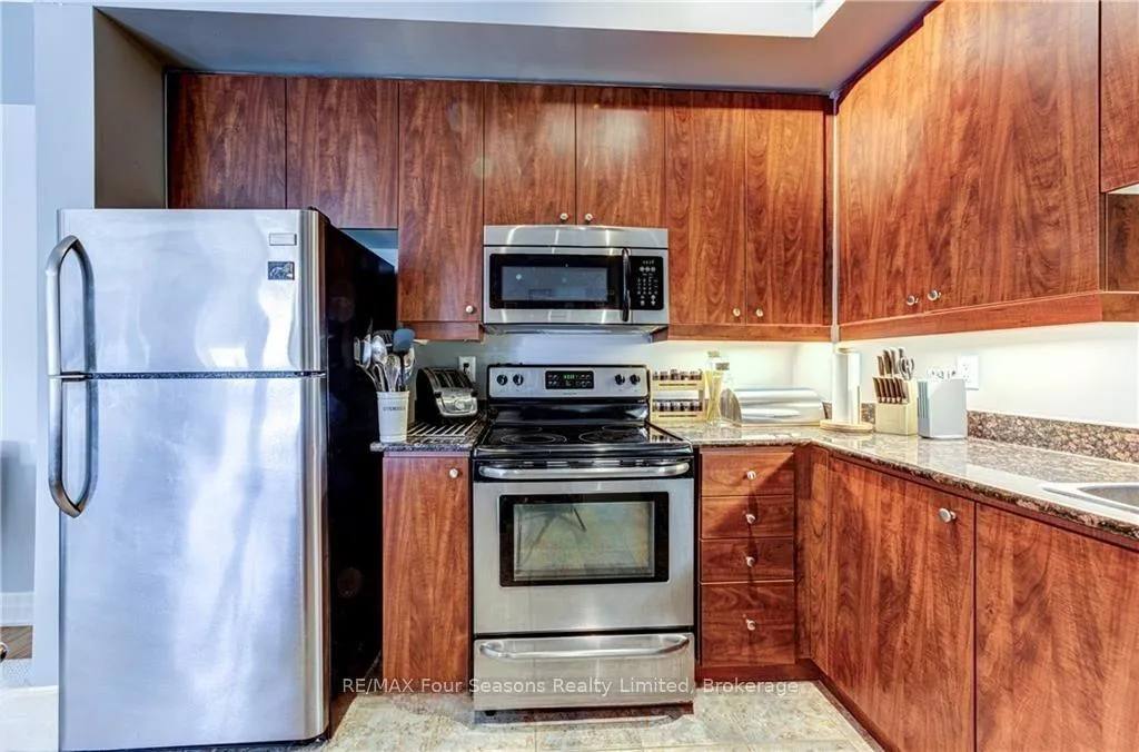 Photo 17 of Unit 309, 1 Shipyard Lane, Collingwood — HOMEH
