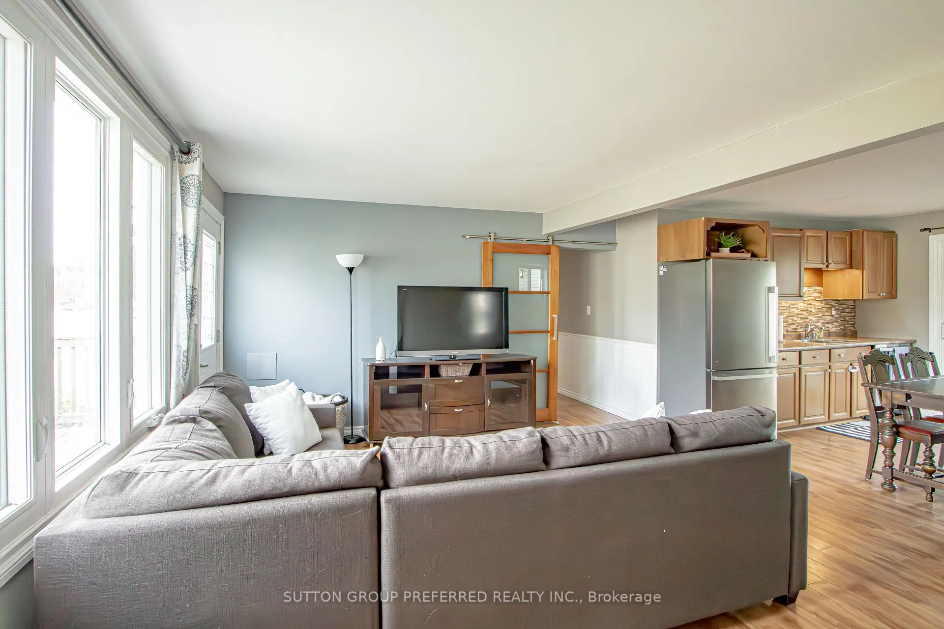 Photo 9 of 139 Keefer Street, Strathroy-Caradoc, SW — HOMEH