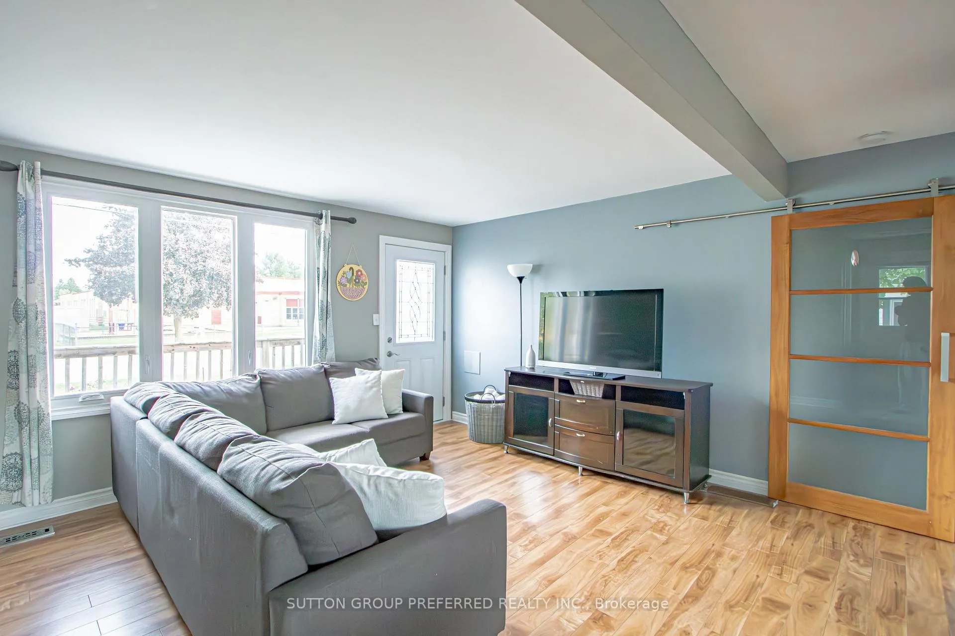 Photo 10 of 139 Keefer Street, Strathroy-Caradoc, SW — HOMEH