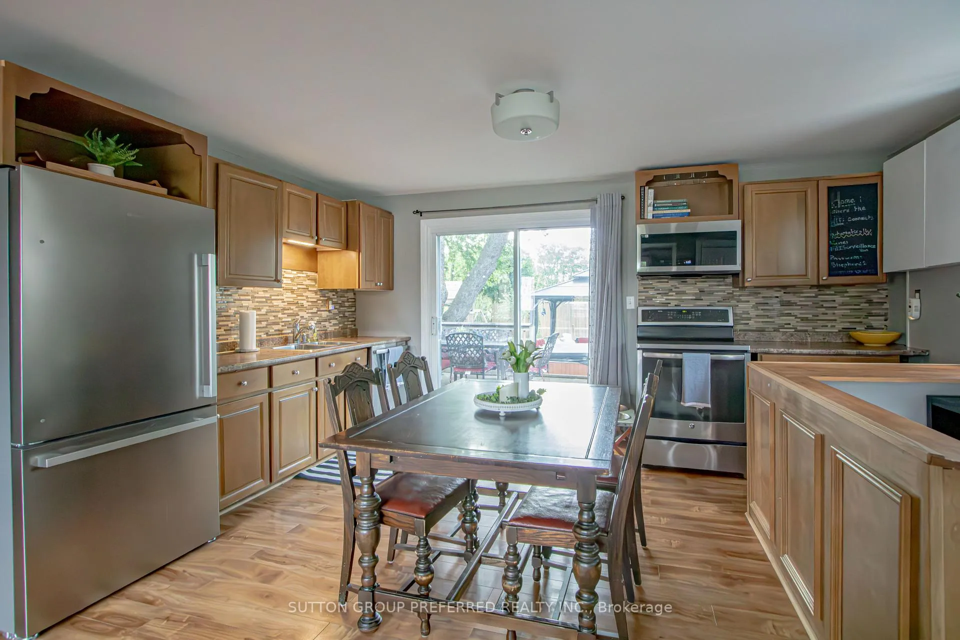 Photo 11 of 139 Keefer Street, Strathroy-Caradoc, SW — HOMEH