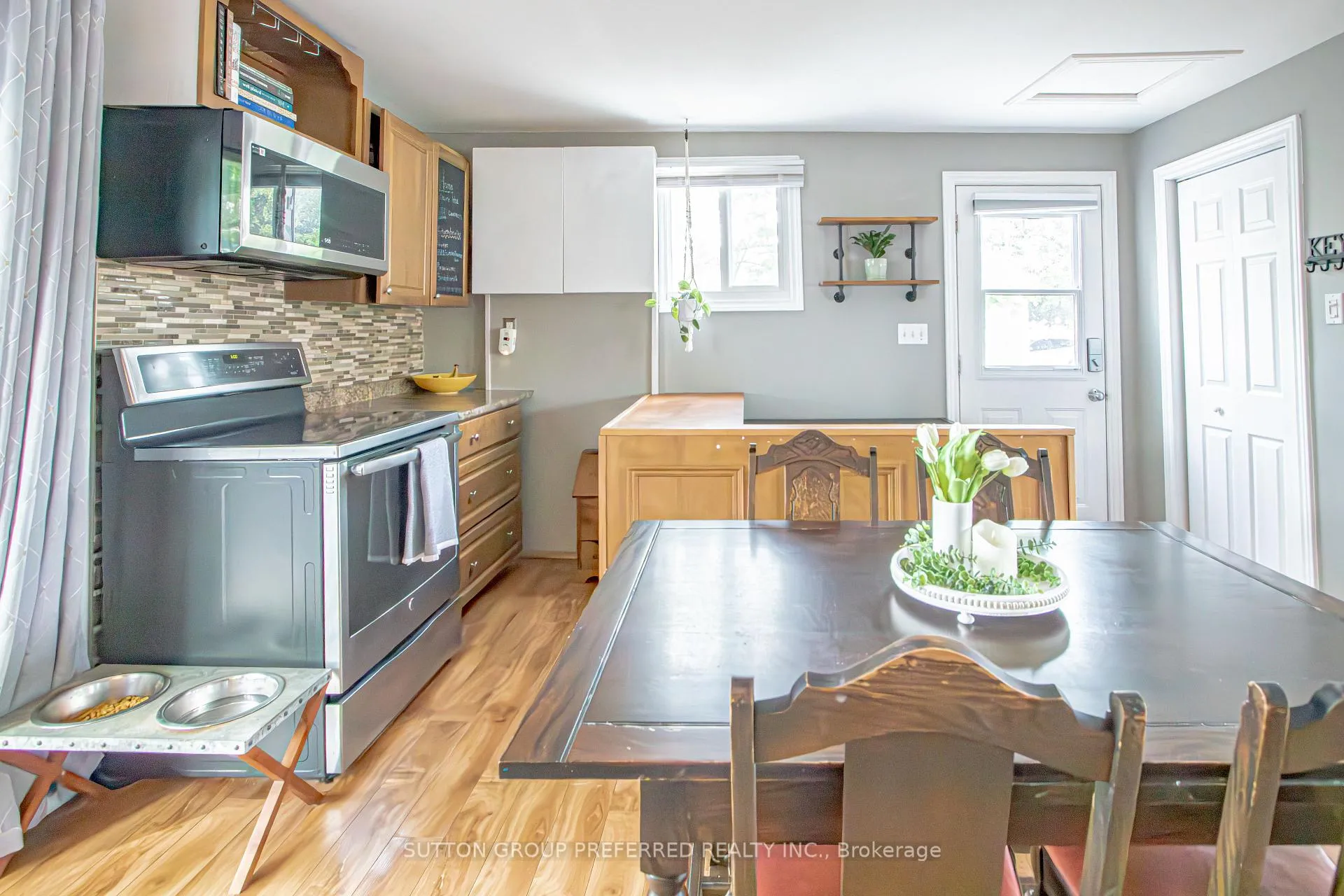 Photo 13 of 139 Keefer Street, Strathroy-Caradoc, SW — HOMEH