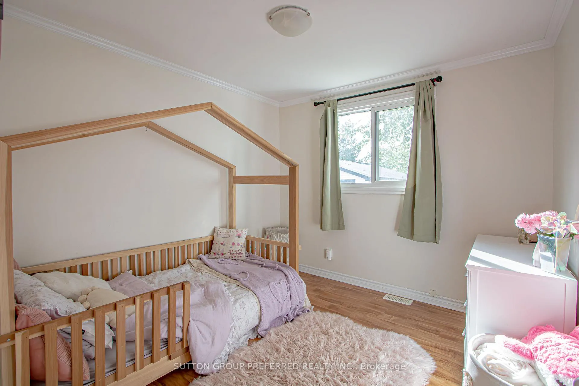 Photo 21 of 139 Keefer Street, Strathroy-Caradoc, SW — HOMEH