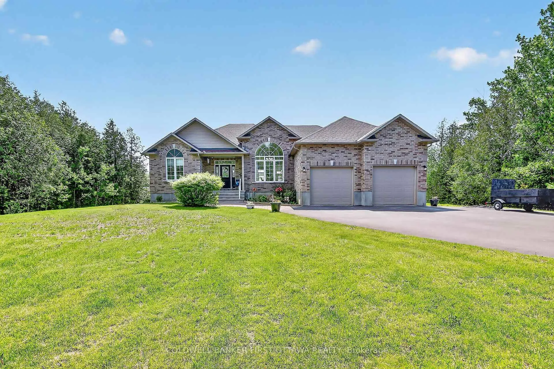 Photo 2 of 719 Jordan Street, Beckwith, Beckwith Twp — HOMEH