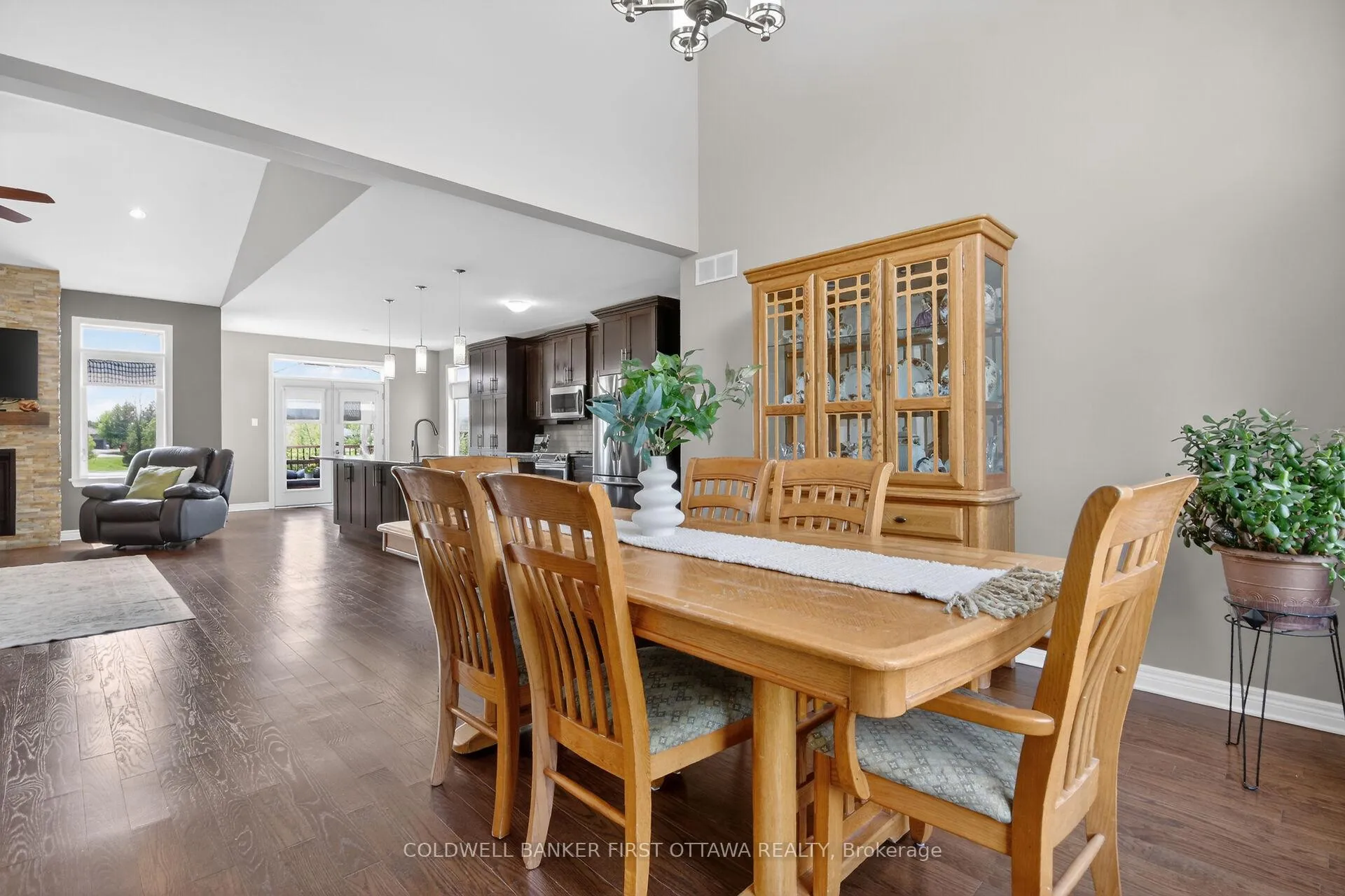 Photo 8 of 719 Jordan Street, Beckwith, Beckwith Twp — HOMEH