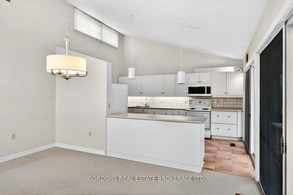 Photo 20 of 100 Frontenac Crescent, Deep River — HOMEH