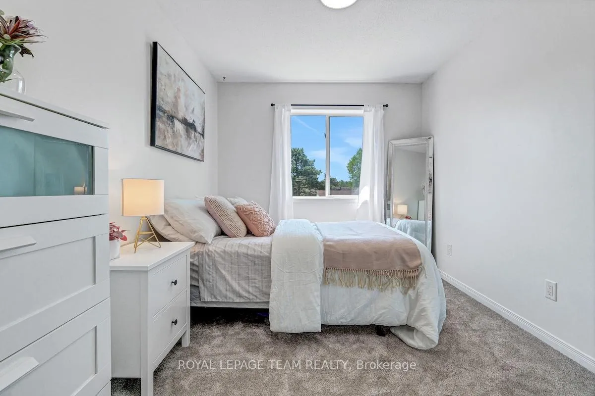 Photo 32 of 320 Wiffen Private, Ottawa, Westcliffe Estates — HOMEH