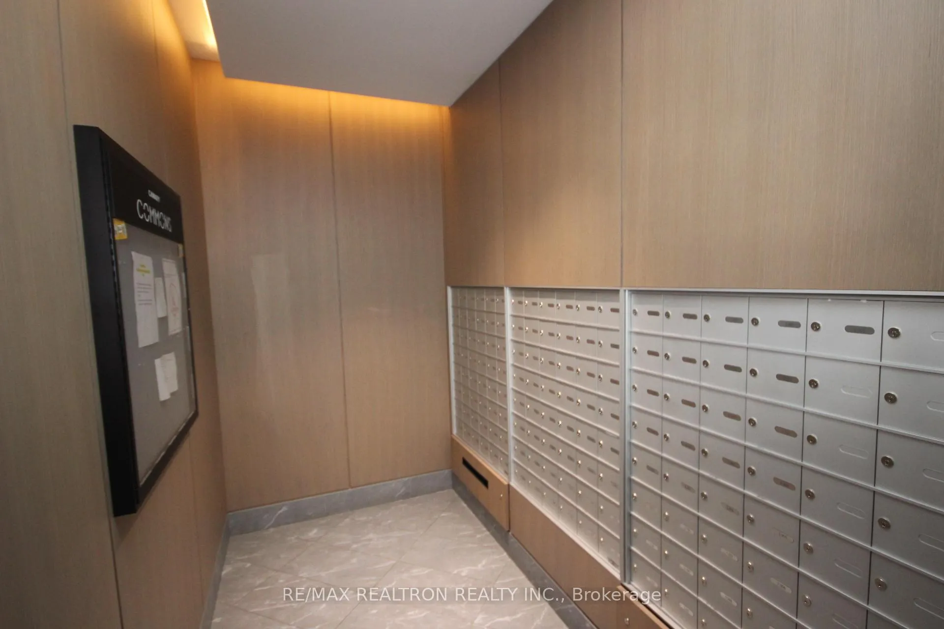 Photo 4 of Unit S807, 180 Mill Street, Toronto, Waterfront Communities — HOMEH