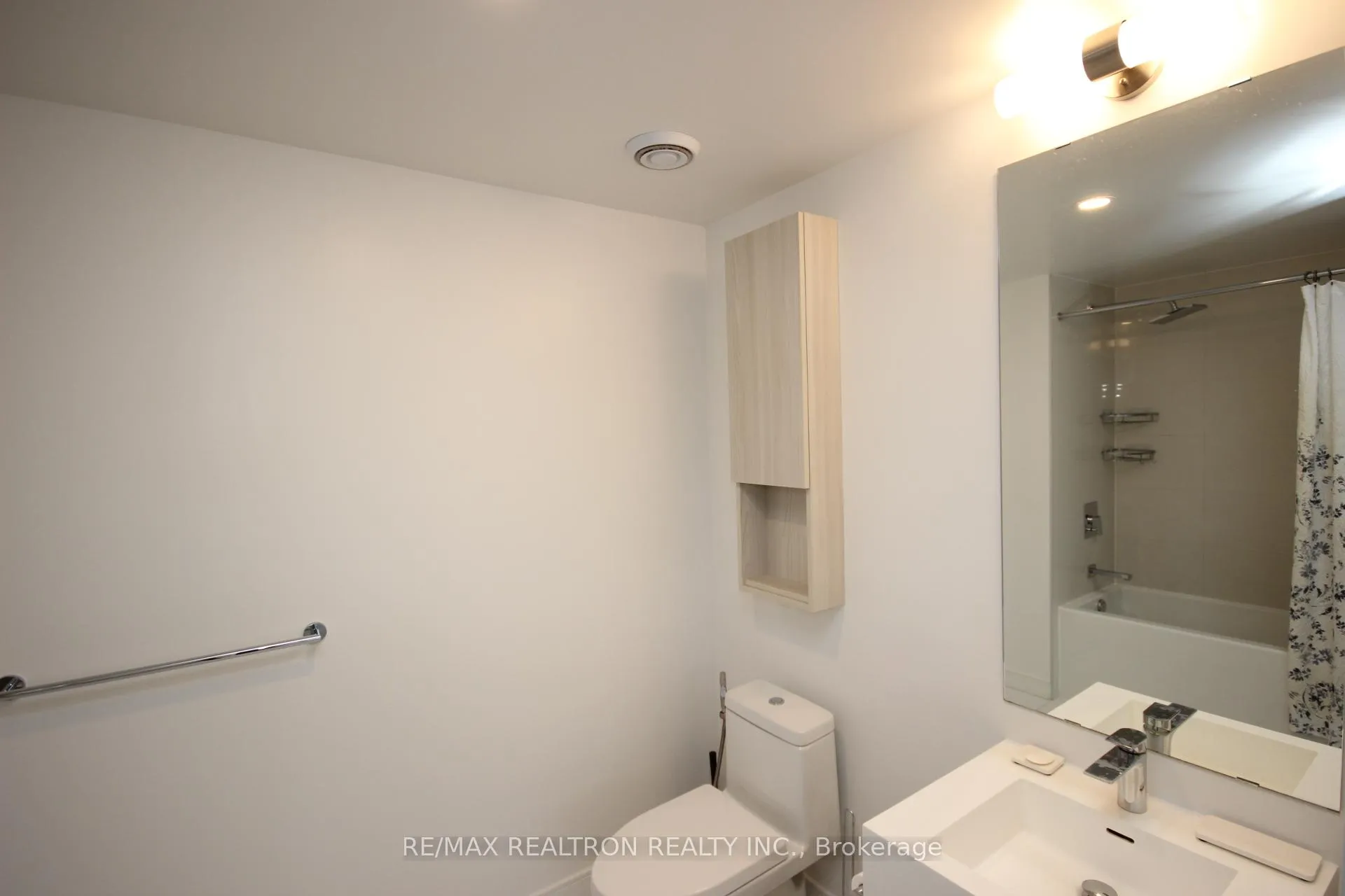 Photo 18 of Unit S807, 180 Mill Street, Toronto, Waterfront Communities — HOMEH