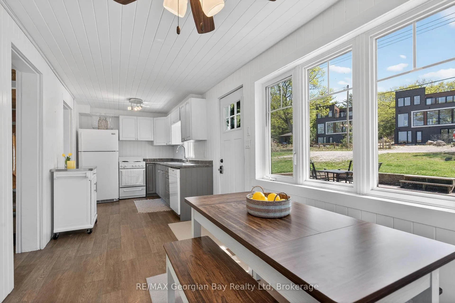 Photo 4 of 83 Beach Road, Tiny, Rural Tiny — HOMEH