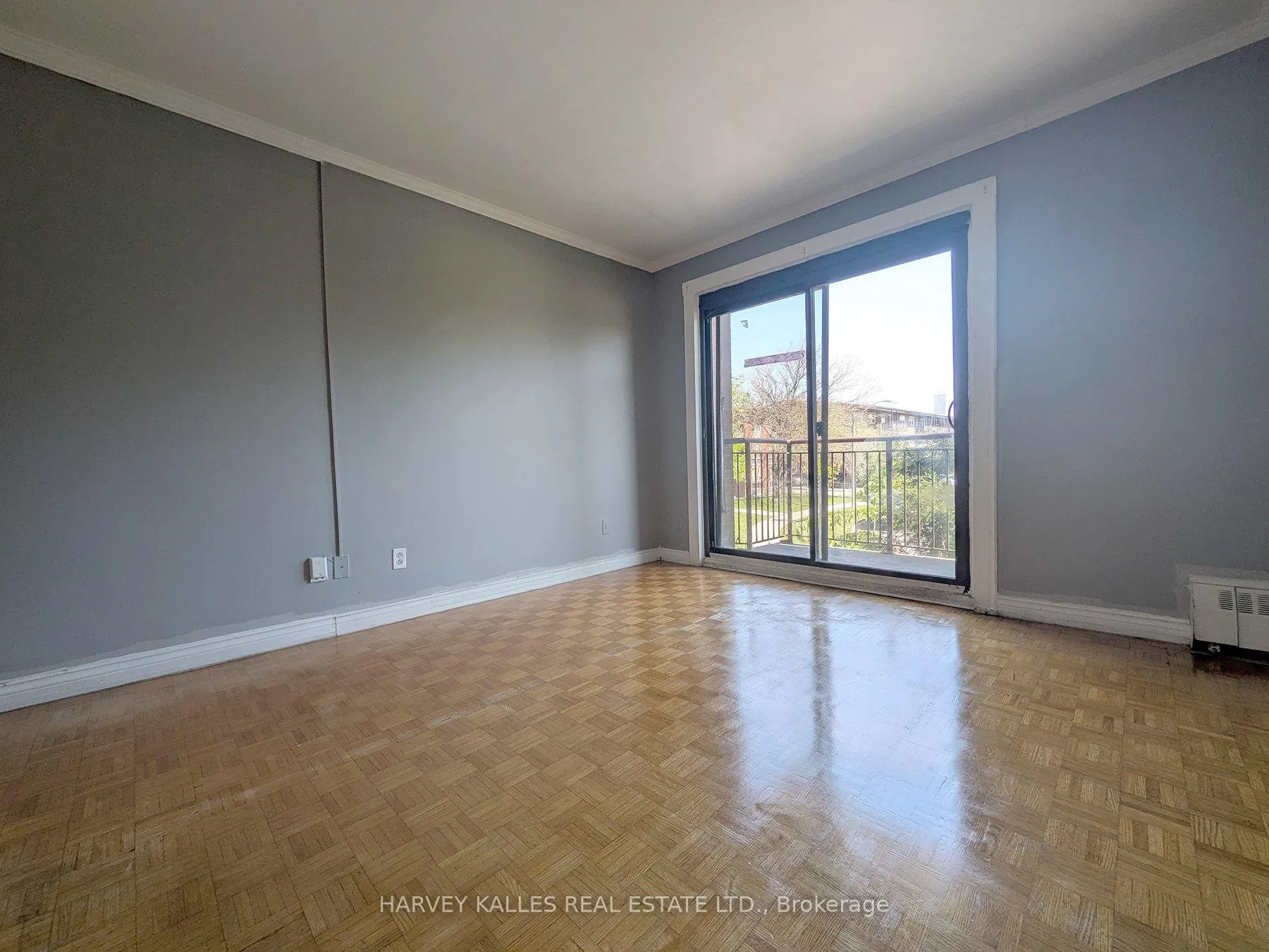 Photo 4 of Unit 203, 80 Blackfriar Avenue, Etobicoke, Kingsview Village-The Westway — HOMEH