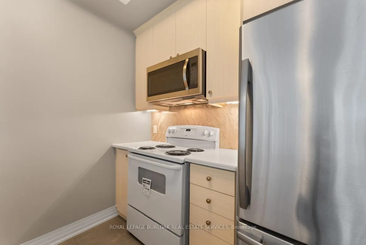 Photo 13 of Unit 213, 10 Concord Place, Grimsby, Grimsby Beach — HOMEH