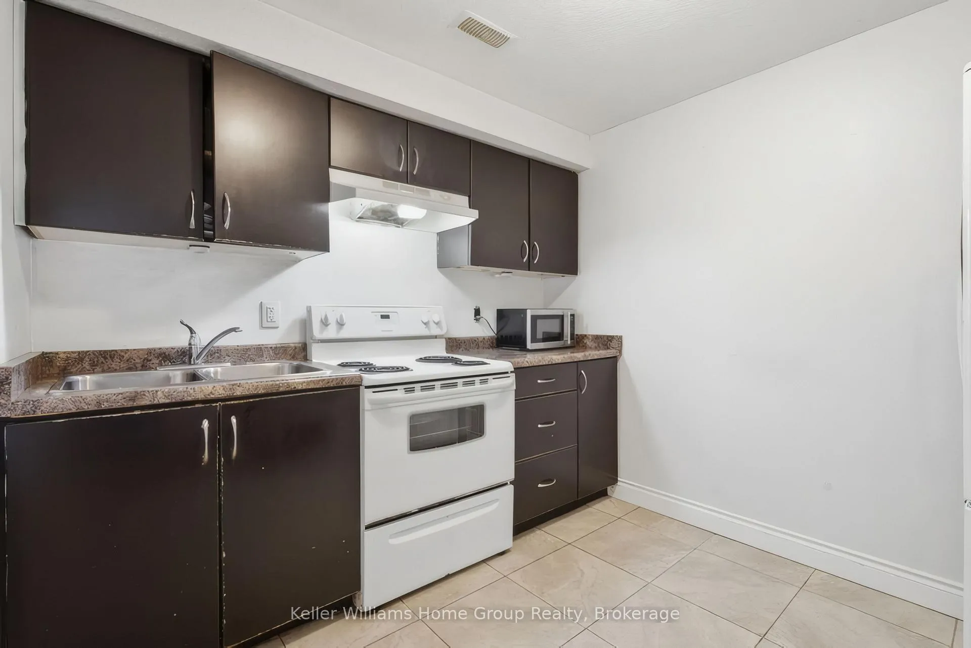 Photo 12 of 177 Watson Road N, Guelph, Grange Road — HOMEH