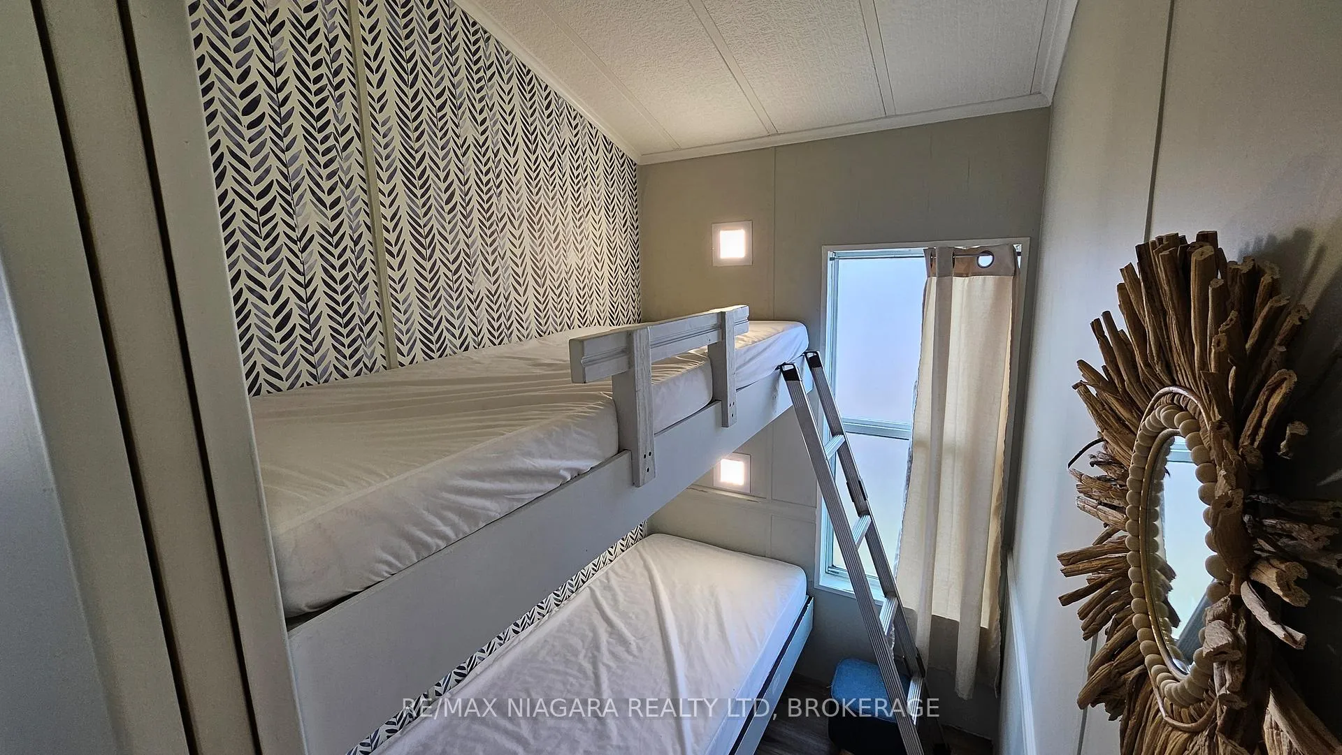 Photo 6 of 17 Mariner Crescent, Port Colborne, Sherkston — HOMEH