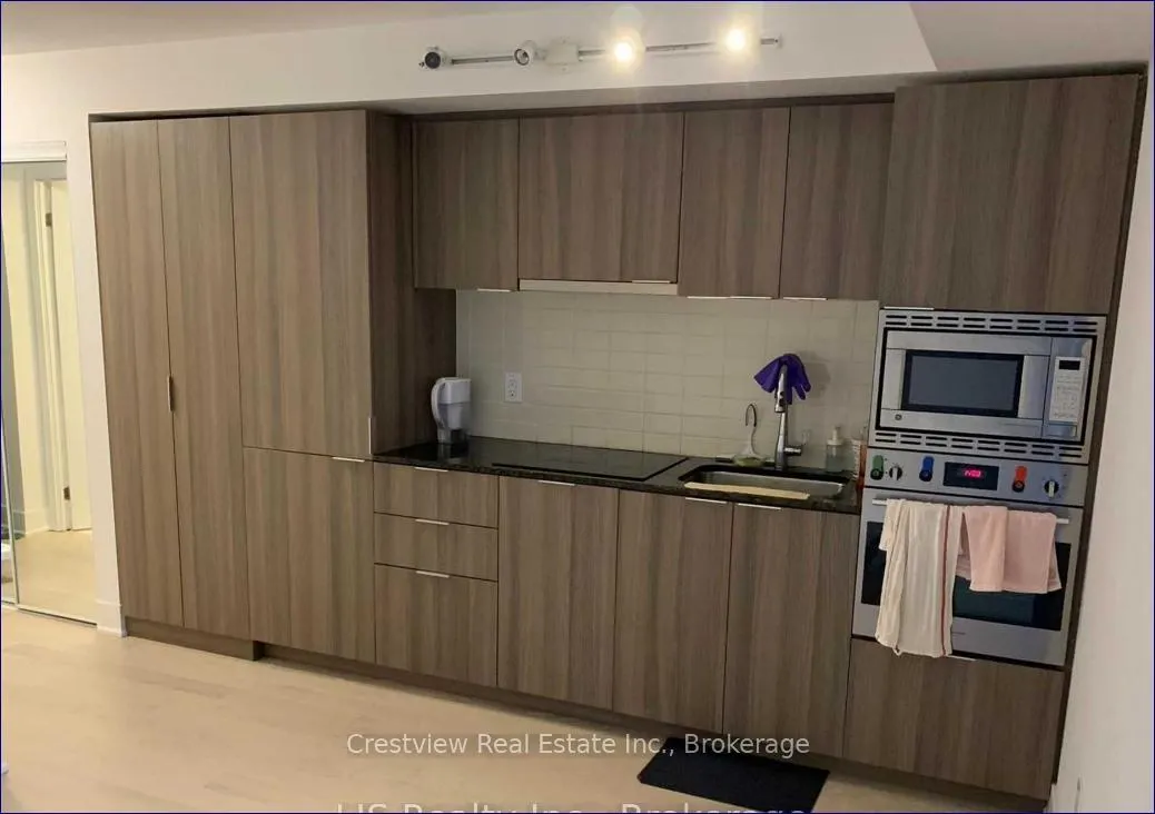 Photo 8 of Unit 1618, 955 Bay Street, Toronto, Bay Street Corridor — HOMEH