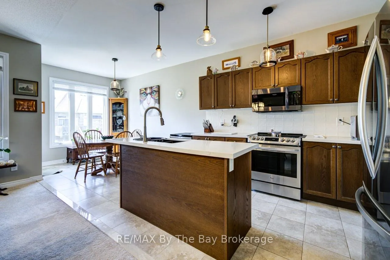 Photo 12 of 100 Allegra Drive, Wasaga Beach — HOMEH